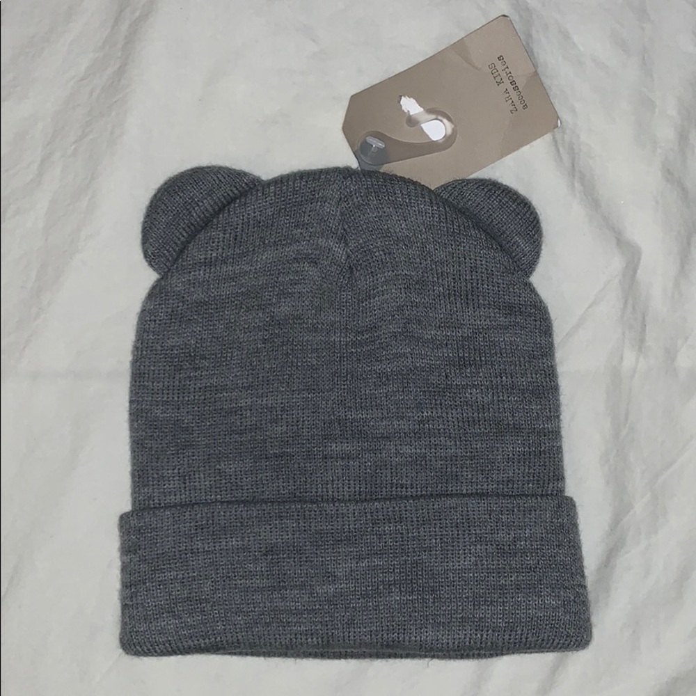 Zara girls knit beanie hat with bears ears